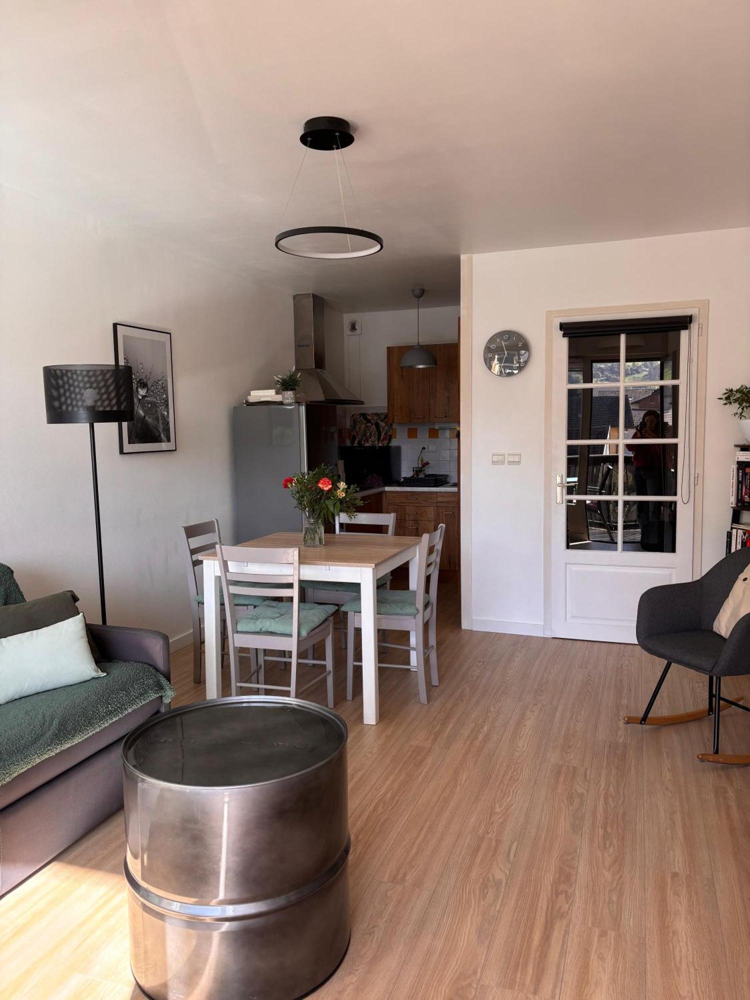 Ferienwohnung Agreable 2 Pieces Au Coeur De Thônes Exterior foto