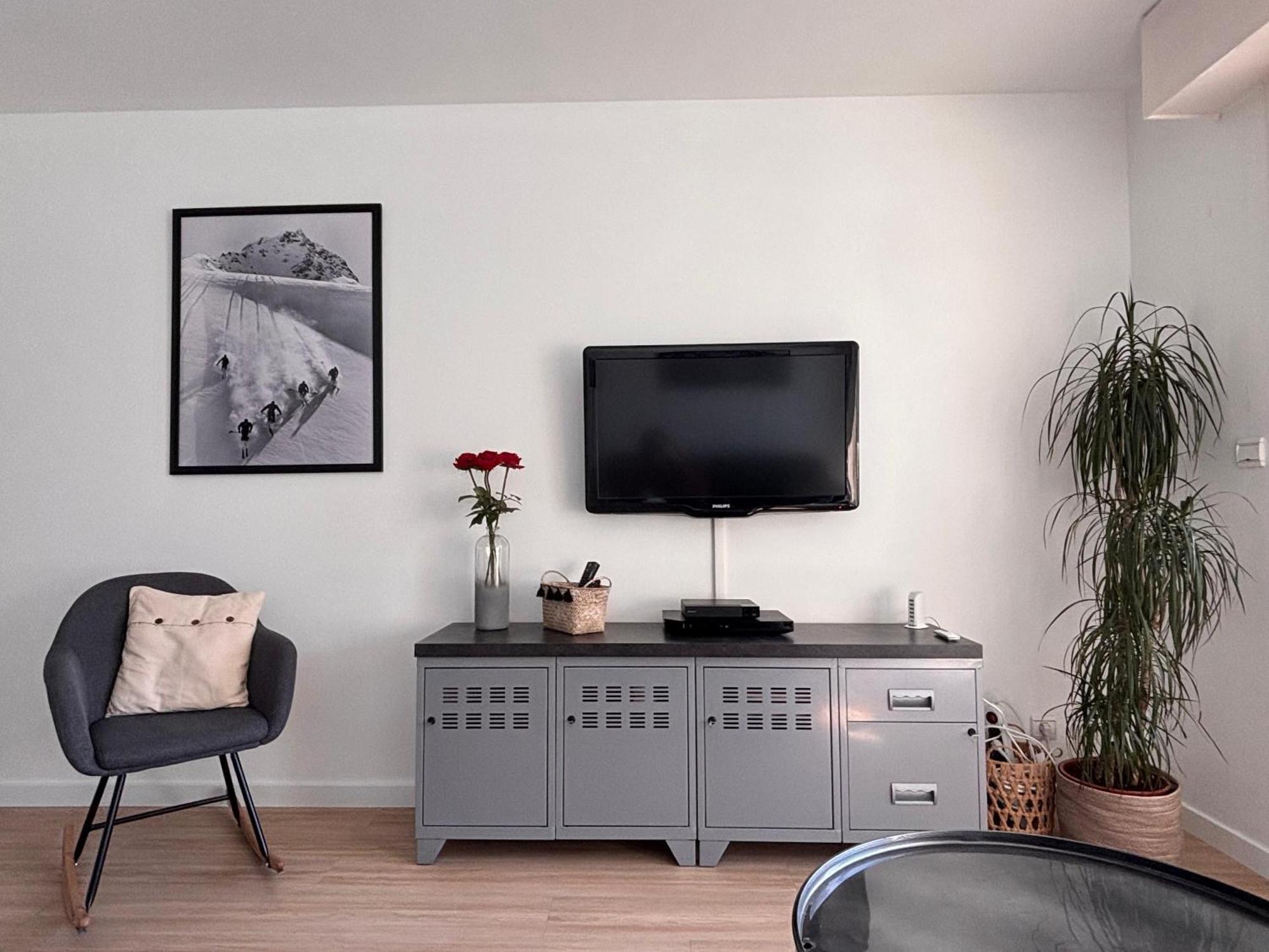 Ferienwohnung Agreable 2 Pieces Au Coeur De Thônes Exterior foto